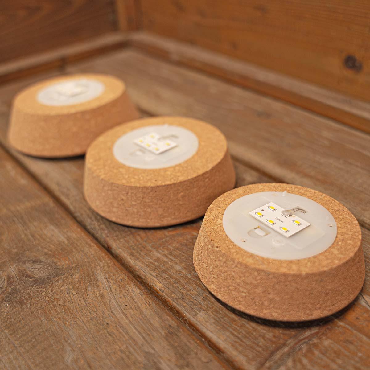 Led kurk M  - Kurk met verlichting - LED lamp voor terrarium - 12 x 10,8 x 3 cm