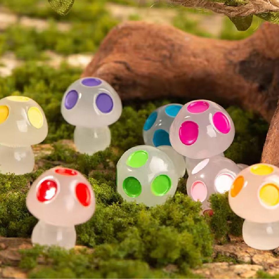 Glow in the dark - Mushrooms - Multi - ↑ 2 cm - 8 stuks